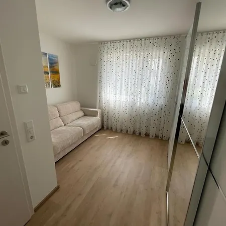 Moblierte, Exklusive 3-zimmer